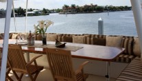 Panache - Flybridge dining